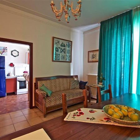 Affittacamere La Casa Di Elide Arezzo Buitenkant foto